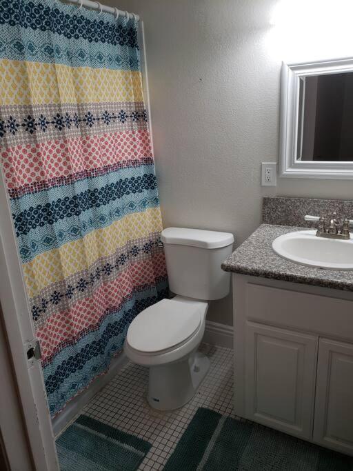 Apartamento Centrally Located To Strip, Unlv, Stadiums And So Much More! Las Vegas